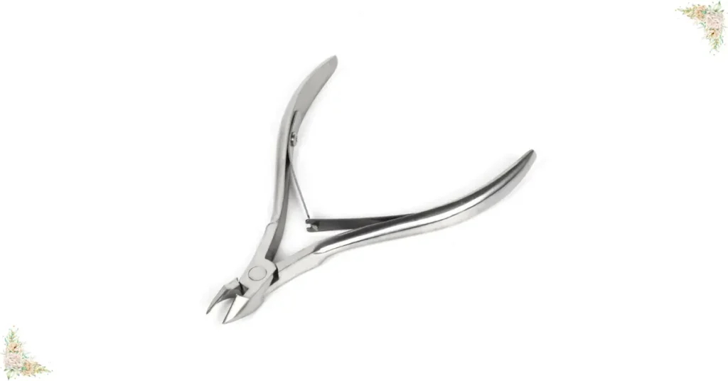 Stainless steel cuticle nipper with travel case